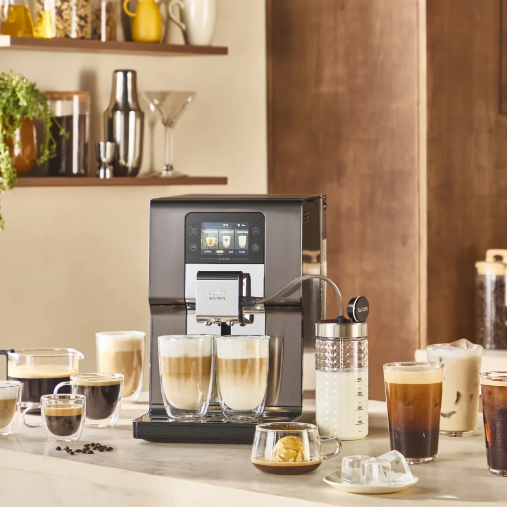 Été 2026 : Krups Réinvente le Rituel du Café Glacé avec Trois Nouvelles Machines d’Exception 6 Large KPS EA879NE0 INTUITION HC WIDE VARIETY
